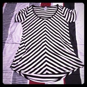 BOGO 1/2 Off NWOT Lularoe Chevron Shirt